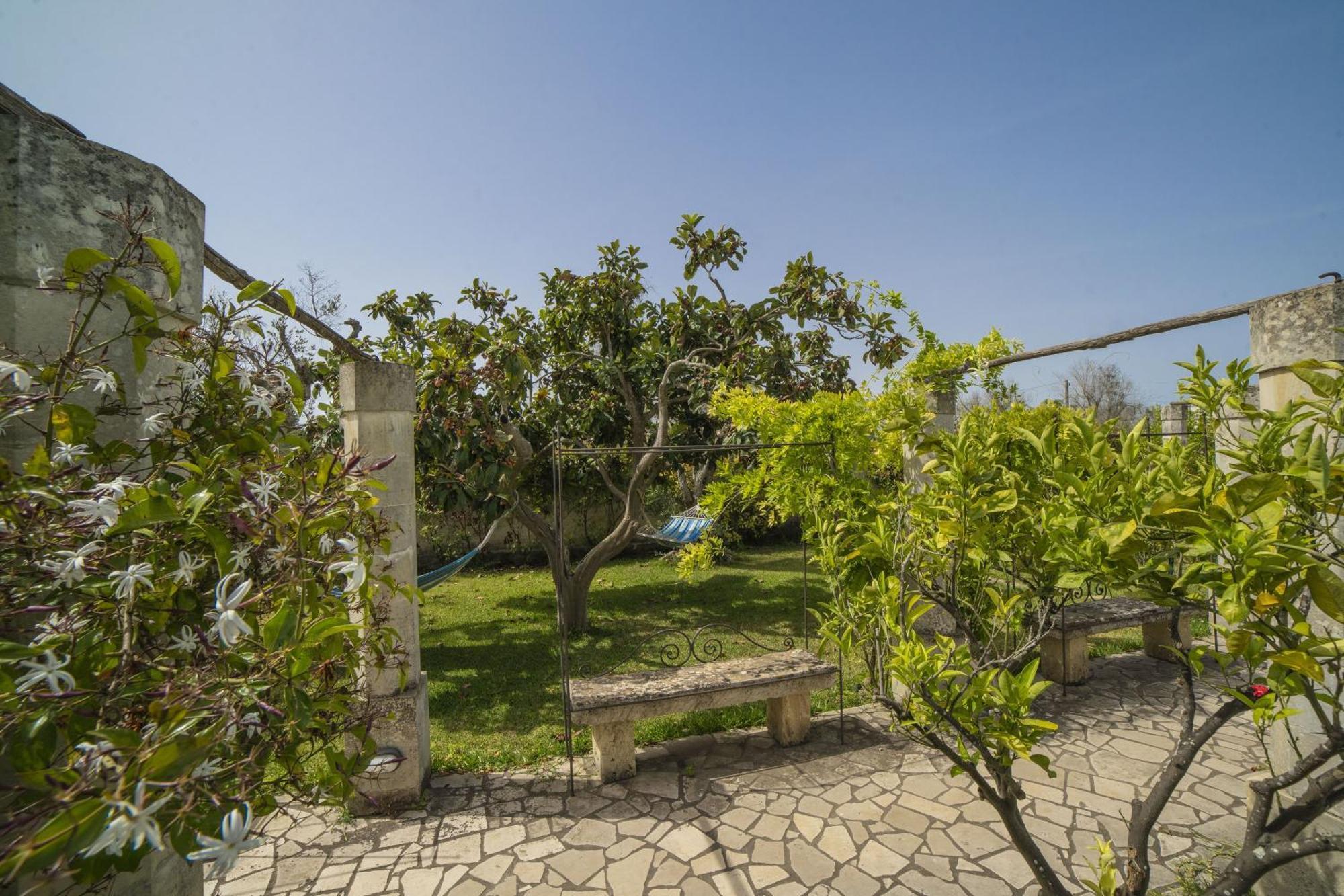Villa Lisa Garden And Pool - Happy Rentals Melendugno Zewnętrze zdjęcie