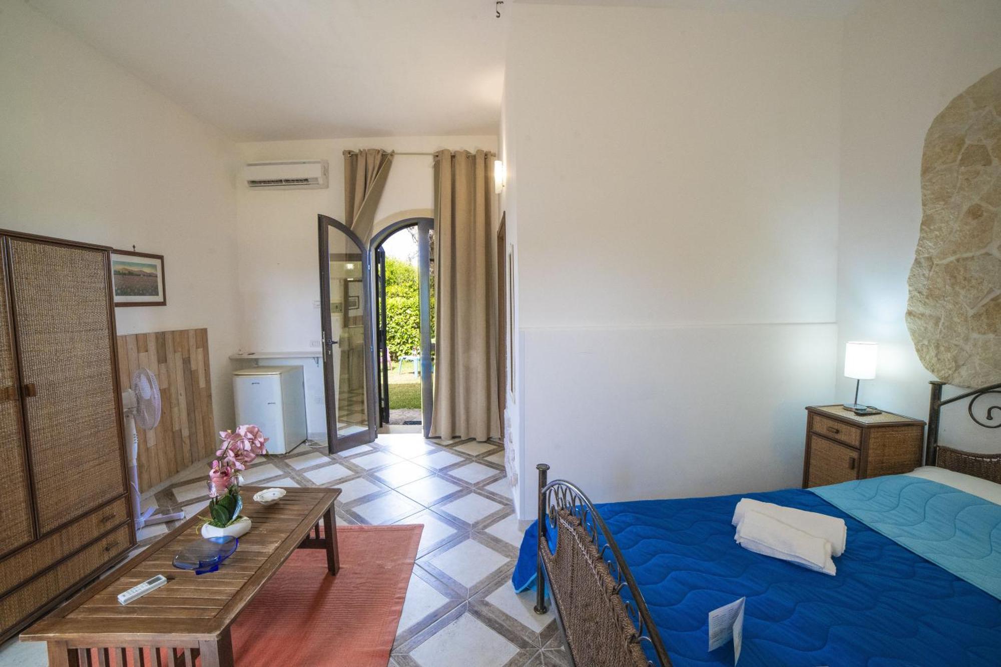 Villa Lisa Garden And Pool - Happy Rentals Melendugno Zewnętrze zdjęcie