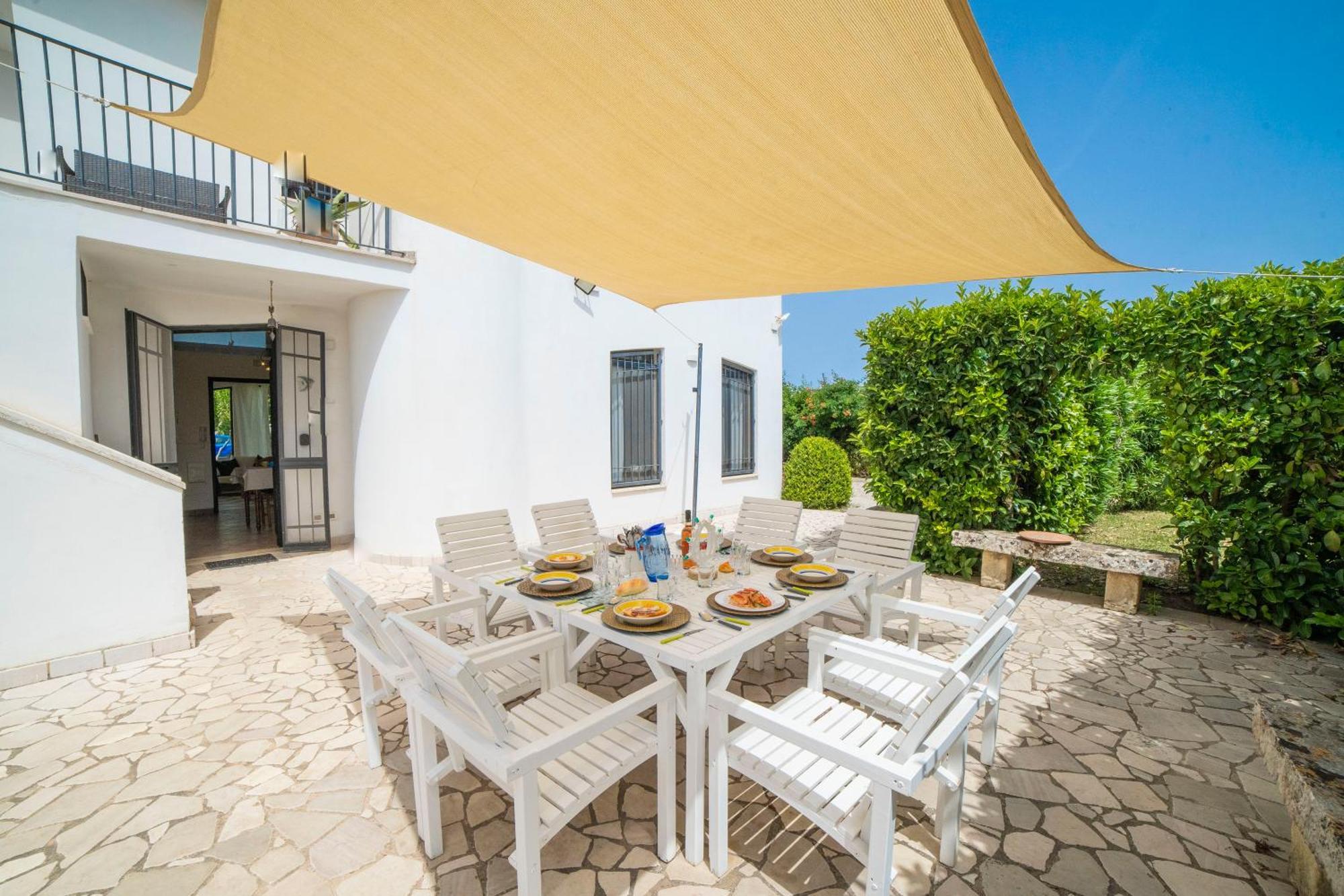 Villa Lisa Garden And Pool - Happy Rentals Melendugno Zewnętrze zdjęcie